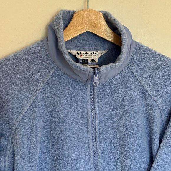 SOLD Columbia Blue Zip Up Fleece Jacket - Picture 4 of 8